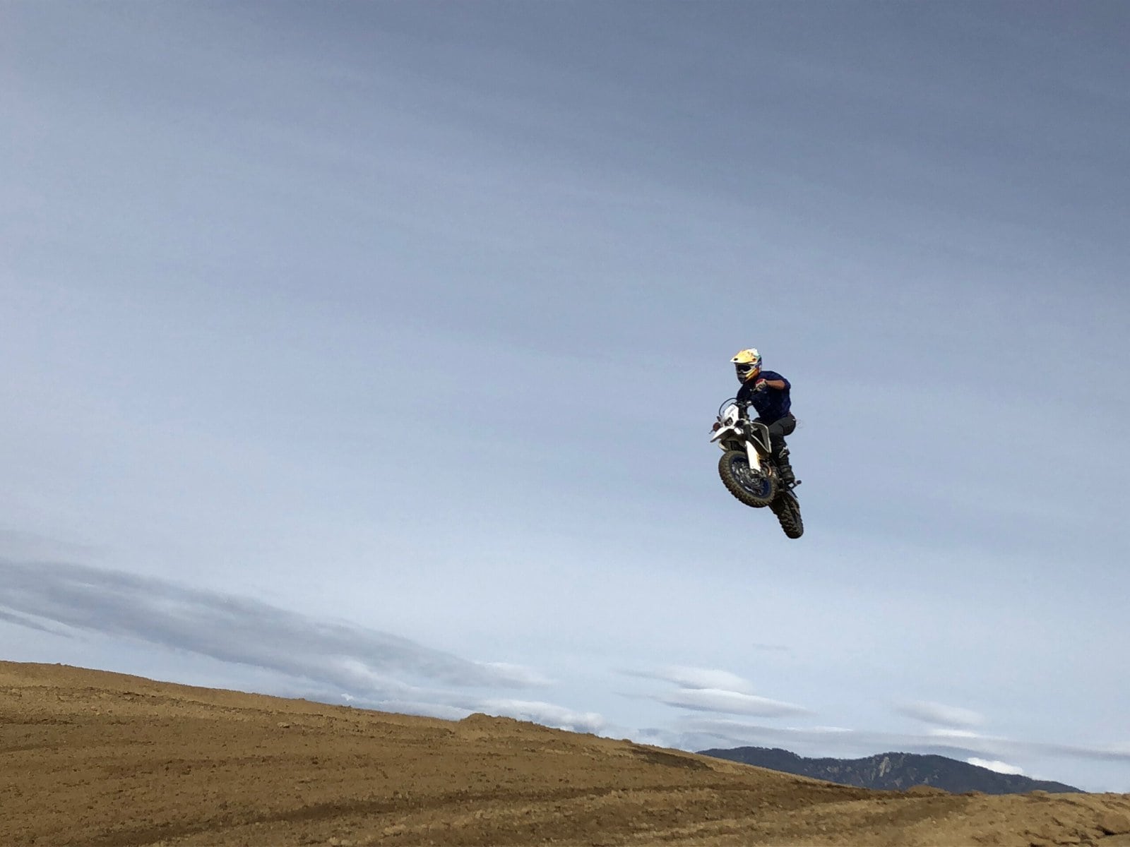 jumping a drz400 supermoto